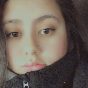 Meet your Posher, Cristina